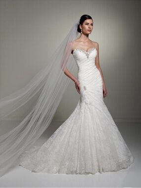 Sophia Tolli White Strapless Lace Mermaid Wedding Dress